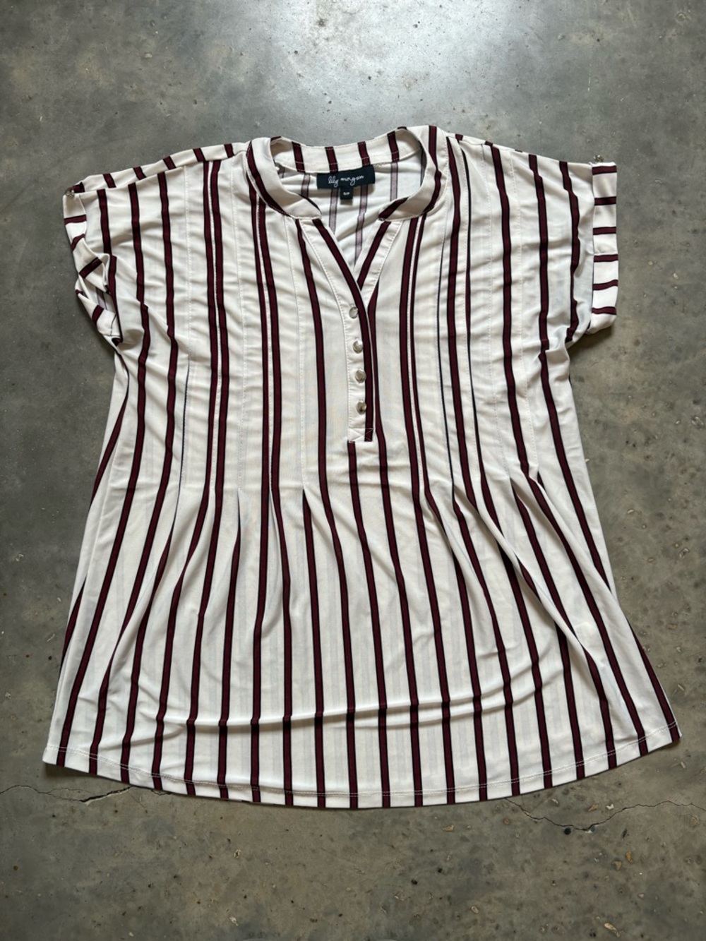 🤎3/20🤎Lily Morgan Cream & Burgundy Striped Henley Top